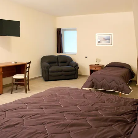 Hotel Sofia 3*